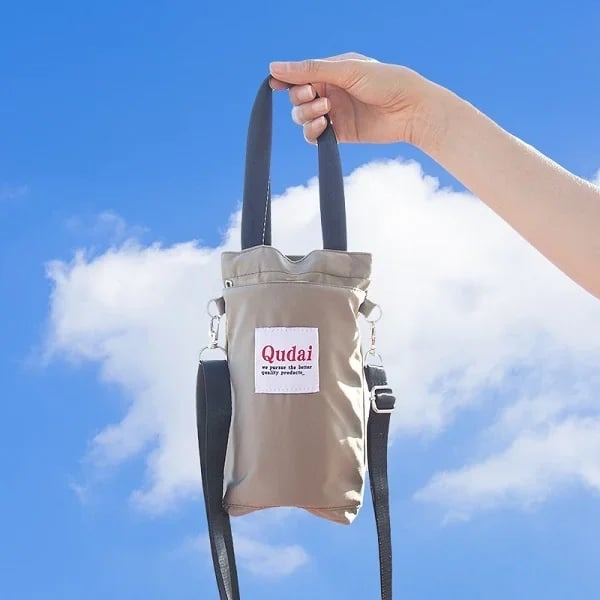 Multifunctional shoulder bag with removable strap