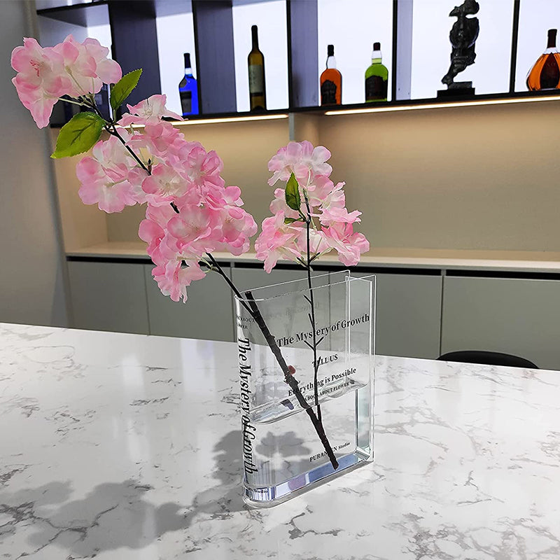 Book-shaped acrylic vase – Transparent design