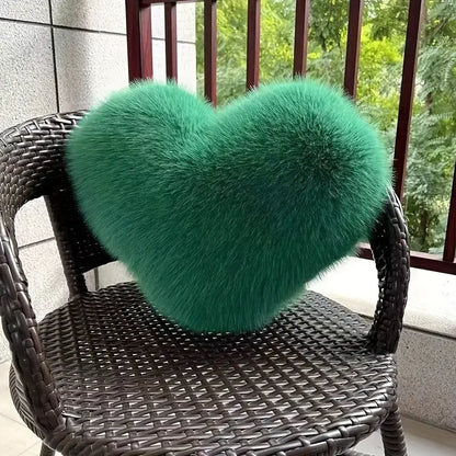 Heart-shaped soft faux fur pillow – decorative heart-shaped pillow cm