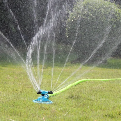 360° Lawn Sprinkler – Even Watering Without Repositioning