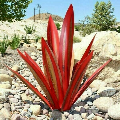 Solar LED Agave Lamp – Color-Changing Metal Garden Lighting