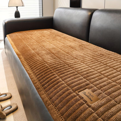 Quilted sofa cover – Protects against pet hair & wear