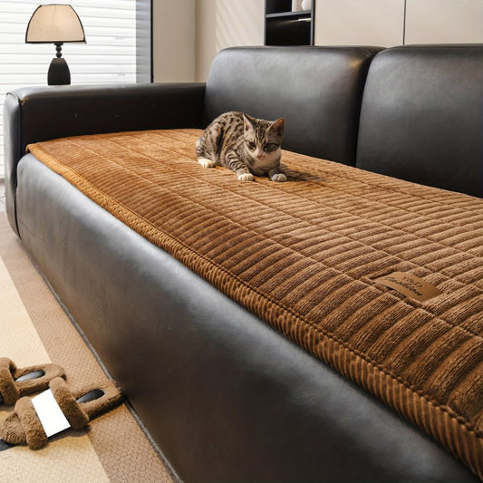 Quilted sofa cover – Protects against pet hair & wear