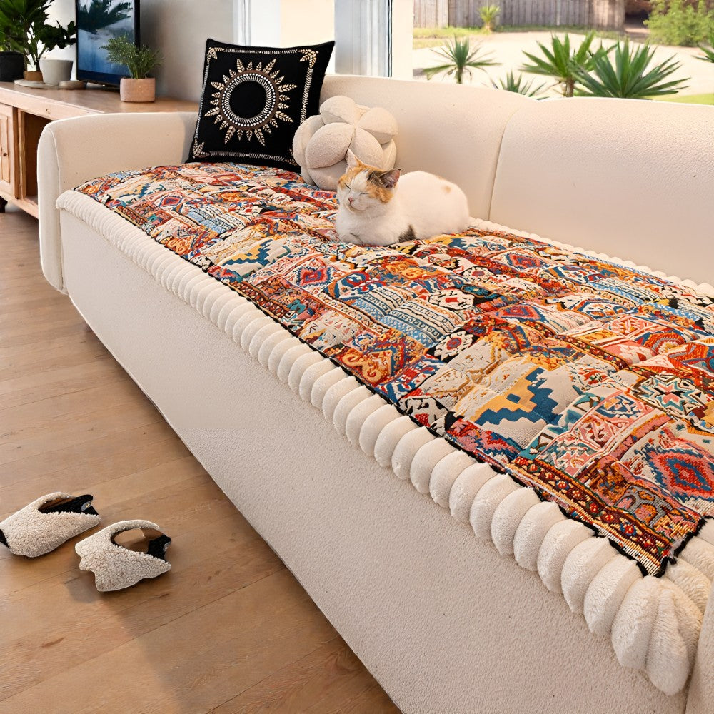 Quilted sofa cover with ethnic pattern – Non-slip
