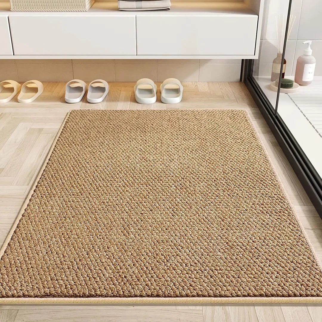 Absorbent doormat with geometric pattern