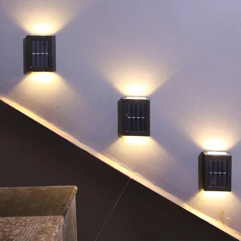Solar LED wall lamp – Warm light without cables (4-piece set)