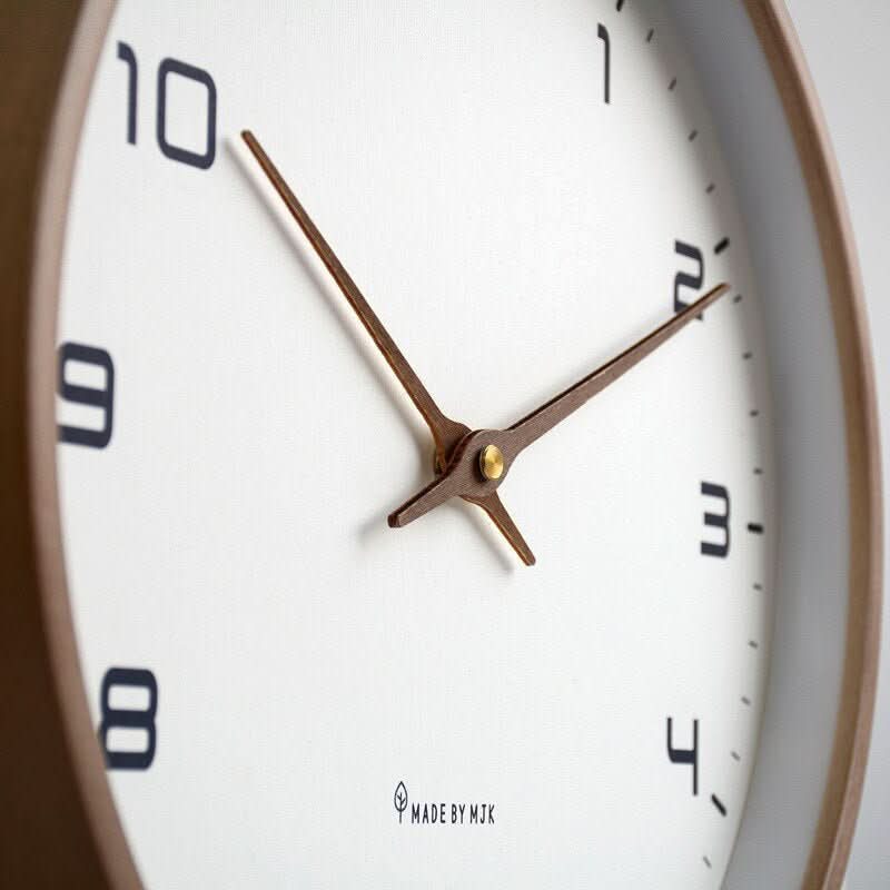 Silent Wooden Wall Clock – No Ticking, Only Silence