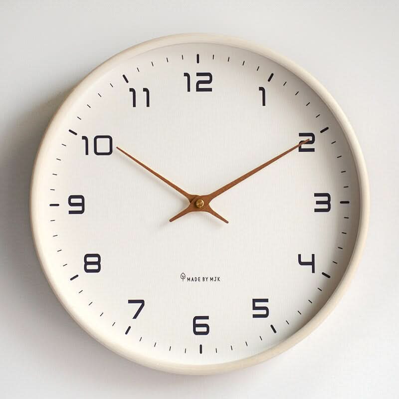 Silent Wooden Wall Clock – No Ticking, Only Silence